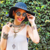Cissa Santos | Consultora de moda e blogueira